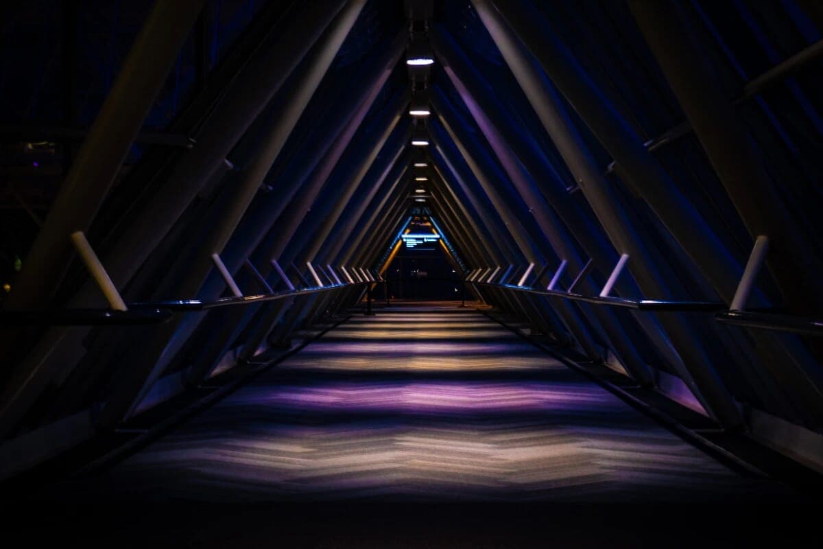 Hallway Alek